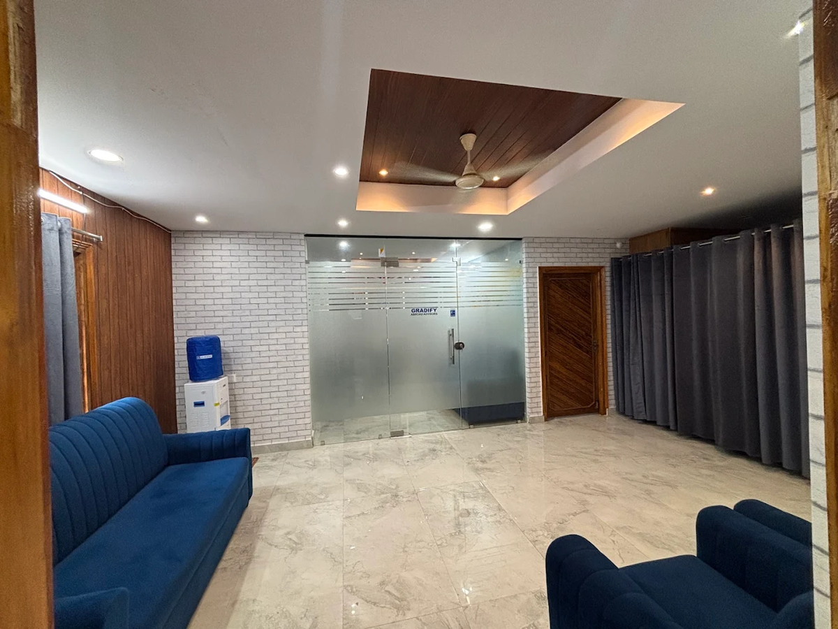 The reception area of Skyon Overseas Education Consultancy.