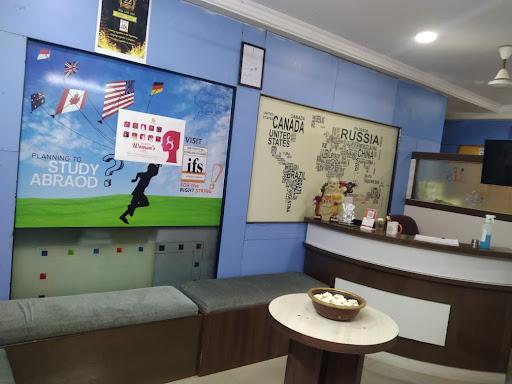 IFS Abroad Education Consultants gallery image 3