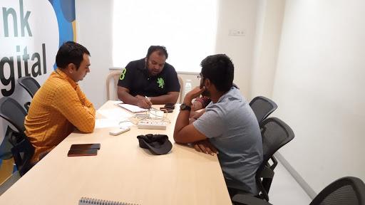 U S Medico gallery image 4